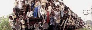 2166_crowded-train 2166_crowded-train