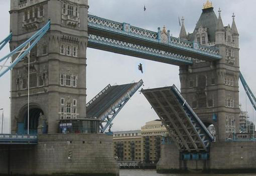 motorbikebridge.jpg