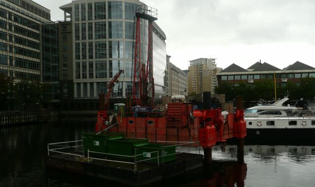 Contraption in West India Dock