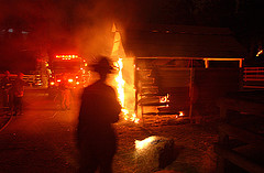 barn_fire051007.jpg