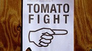 7536_10.12_tomato_fight