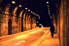 walk_alone_200108.jpg