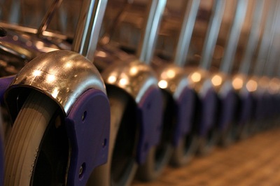 230208trolley.jpg