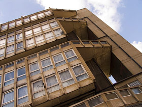 Robin Hood Gardens, Poplar