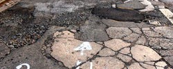 8817_pothole