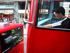 bus160508.jpg