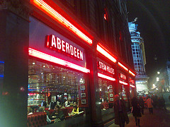 2300284121_ff8ae5b979_m.jpg