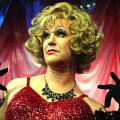 cageauxfolles0209.jpg