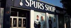 10405_0610_spursshop
