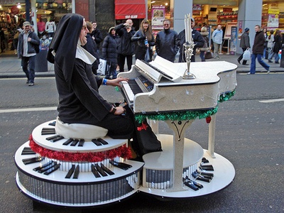 061208nun.jpg