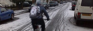 11346_slipperystart050109 Cyclist in Hackney this morning
