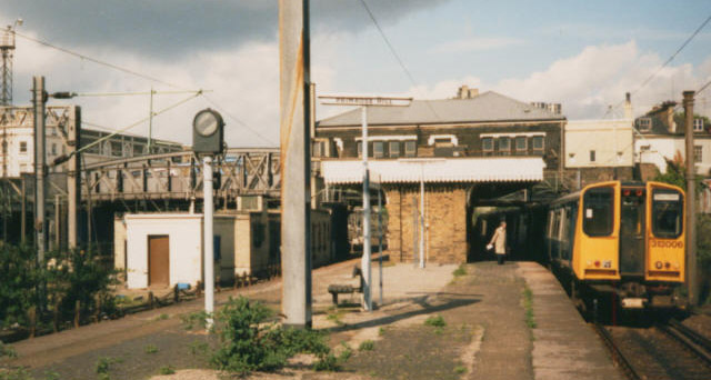 Primrose Hill Station, in all its elegance