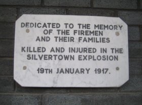Silvertown explosion plaque