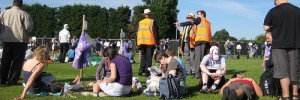 Picture of the 2008 version of the queue via acme's Flickr stream.