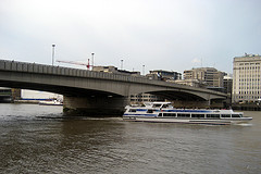 londonbridge120709.jpg
