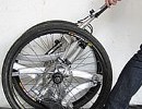 13939_contortionistbike