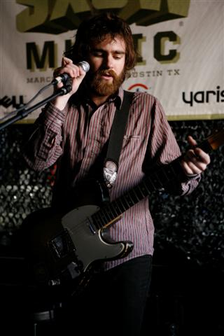 liam_finn (Small).jpg