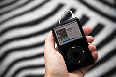 1201_ipod.jpg