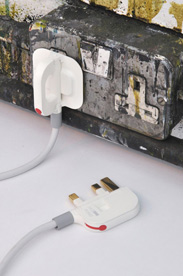 1810_plug2.jpg