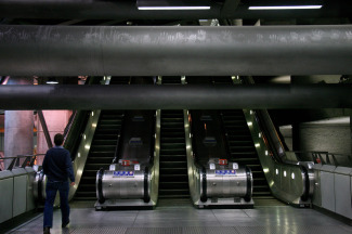 escalators080510.jpg