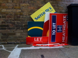 toletsigns_281010.jpg