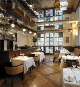 The White Swan dining room, Fetter Lane