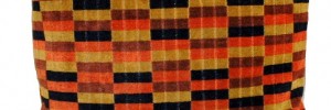 A cushion featuring a Tube moquette.