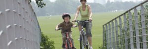 Family_cycling