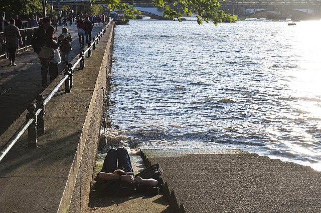 south_bank_steps_nap