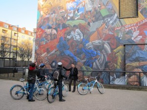 The Cable Street mural, depicting the famous Battle of Cable Street.