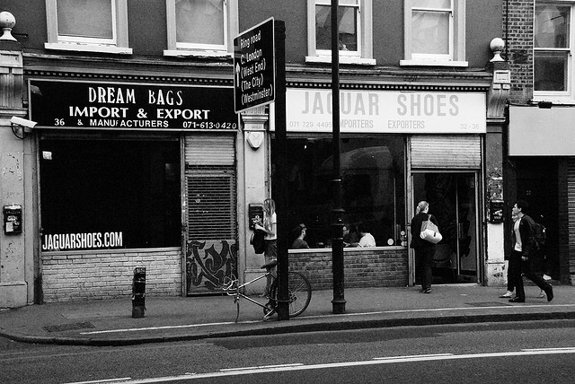 Jaguar Shoes bar