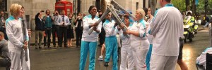 Kissing torches in the City / photo by iDJ Photography
