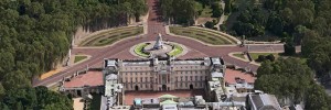 Buckingham Palace and the Mall; the rendering engine isn't too hot at drawing trees.