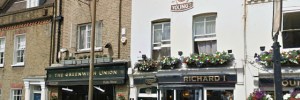 The Union and Richard I, side by side. Only one of them made our pub crawl.
