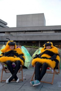 beesonchairs2