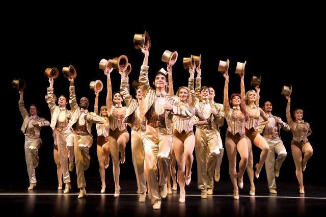 A-Chorus-Line-at-the-London-Palladium.-Photo-by-Manuel-Harlan