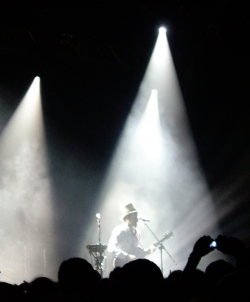 221107serj.jpg
