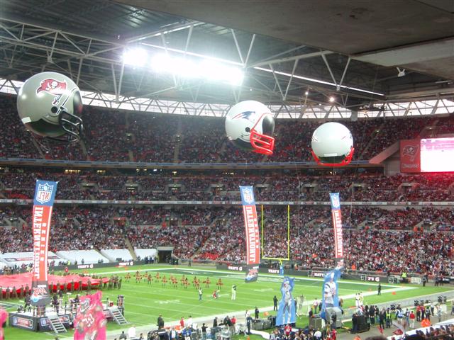 NFL_NE_TB_Wembley.JPG