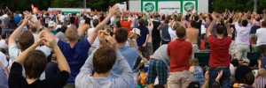 Applause as Jonathan Trott reaches his century