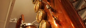 Here the vapours cool and are exposed to the copper.