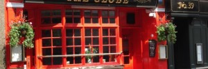 Outside the Globe, resolutely closed / photo by Rachel