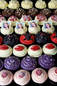 18699_cakes